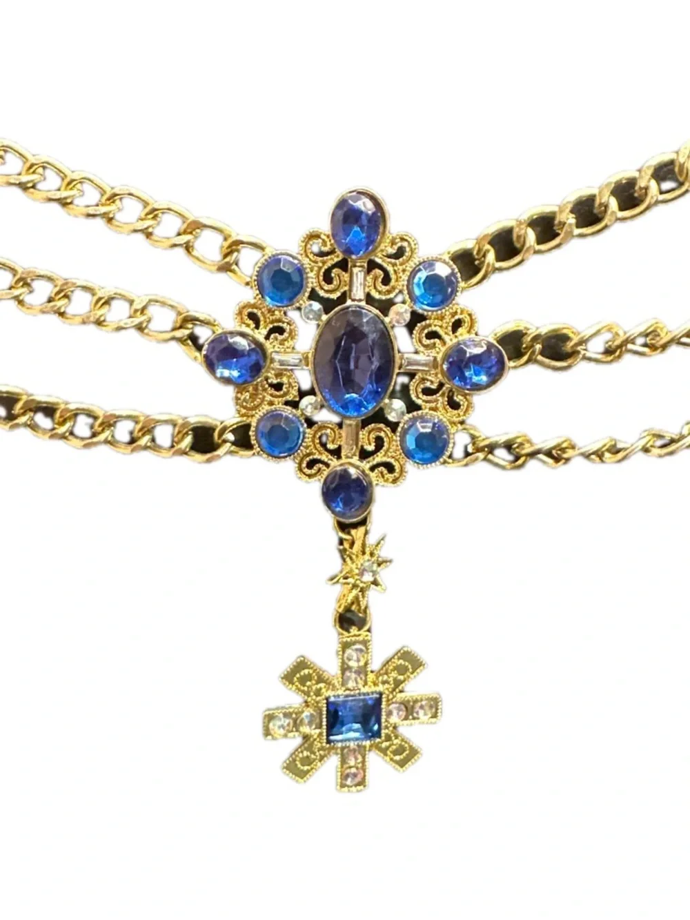 N/A elegant gold